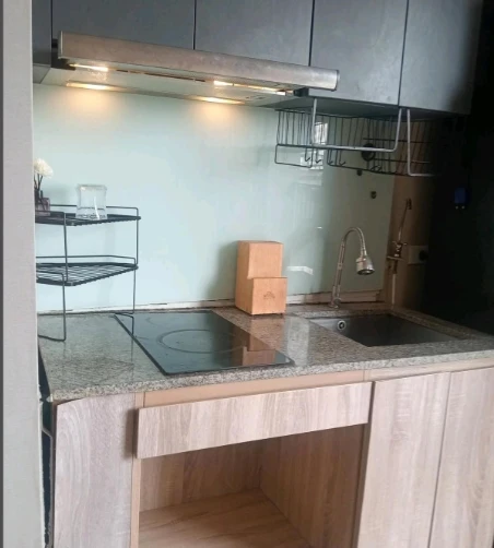 Blossom Condo @ Sathorn-Charoenrat for rent. Fully furnished and ready to move in. Book now! (Quickly!)