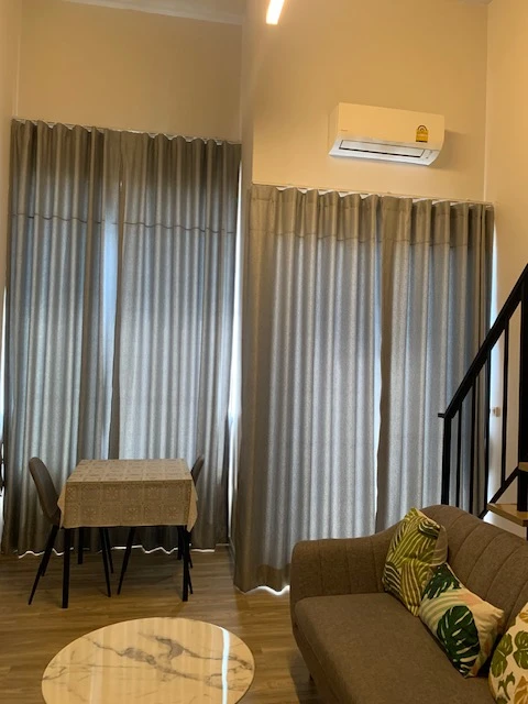 Blossom Condo @Fashion for rent. City view room, 11th floor, fully furnished, ready to move in. Book now!