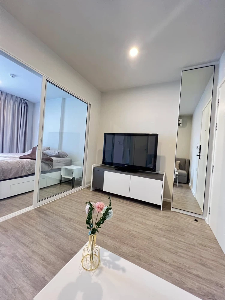 For rent: Blue Phahonyothin 35, well-separated rooms, great price, hurry and reserve now, don't miss out.
