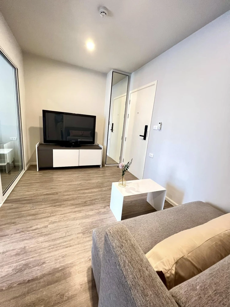 For rent: Blue Phahonyothin 35, well-separated rooms, great price, hurry and reserve now, don't miss out.