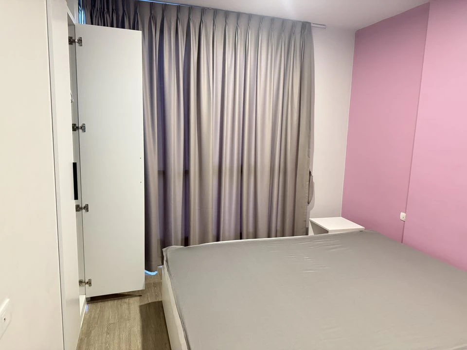 For rent: Blue Sukhumvit 105, 5th floor, fully furnished, book now, don't miss out.