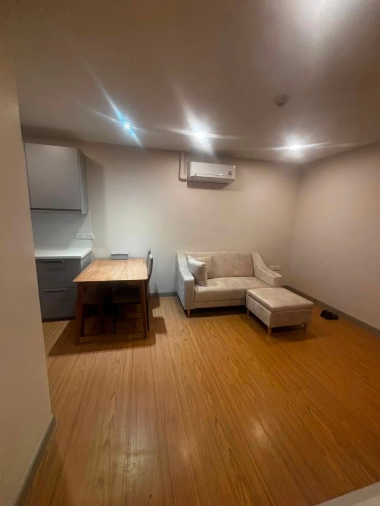 For rent: Bridge Phaholyothin 37, 7th floor, garden view, fully furnished, very livable. Book now!