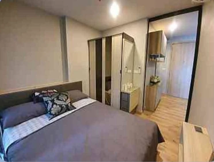 Brix Condominium for rent, 12th floor, North facing. Built-in furniture and complete appliances. A very nice place to live! Don't miss out!