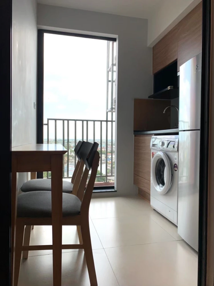 BRIX Condominium for rent. Built-in SB furniture, beautiful view, fully equipped with appliances. You definitely need to book this one!