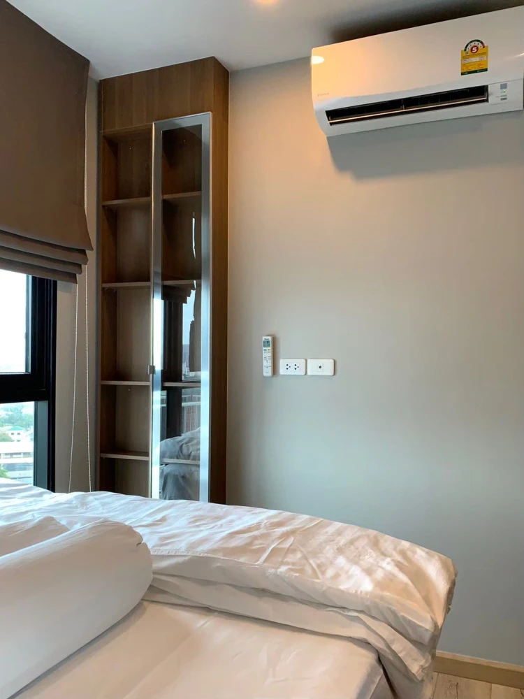 BRIX Condominium for rent. Built-in SB furniture, beautiful view, fully equipped with appliances. You definitely need to book this one!