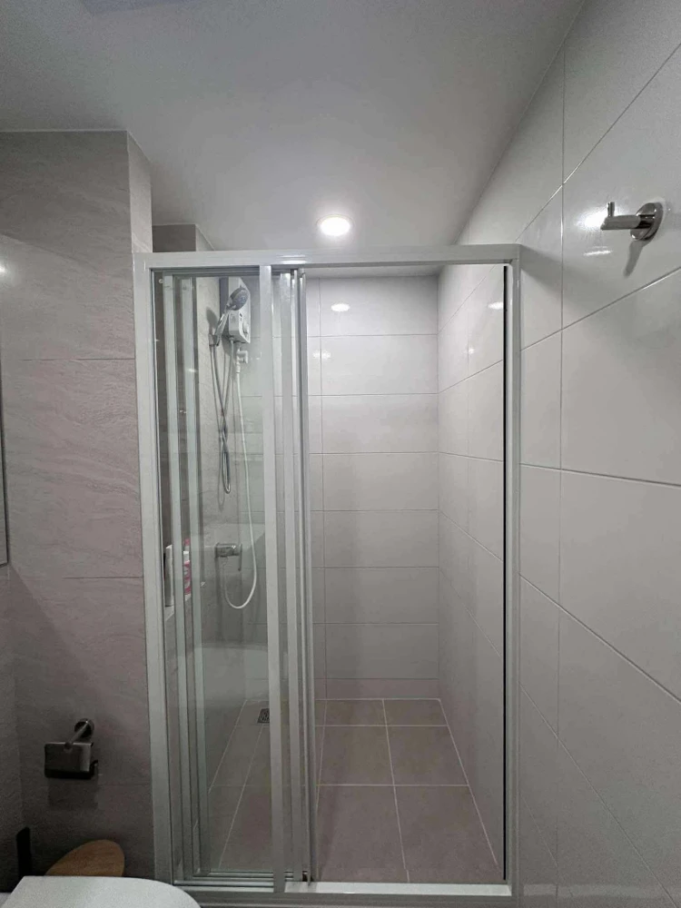 For rent: Brixton Pet&Play Phahol 50 Station, 1 bedroom, 1 bathroom, minimalist style, fully furnished. Book now!