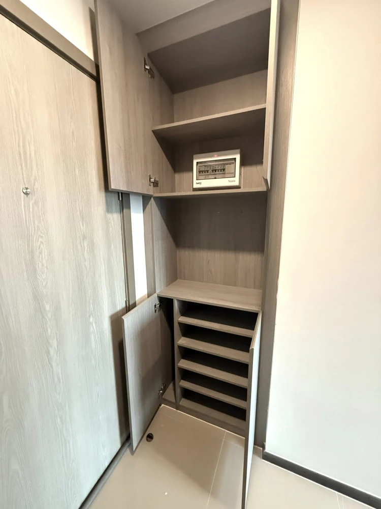 For rent: Brixton Pet&Play Phahol 50 Station, nice room, 3rd floor, pool view, good location, convenient transportation, fully furnished, reserve now.