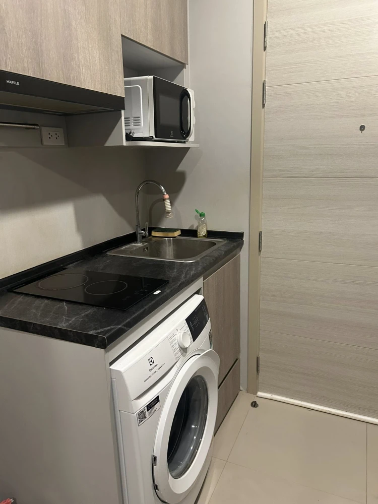 For rent BRIXTON Pet&Play Sukhumvit 107, 3rd floor, fully furnished room, ready to move in, reserve now, urgently.