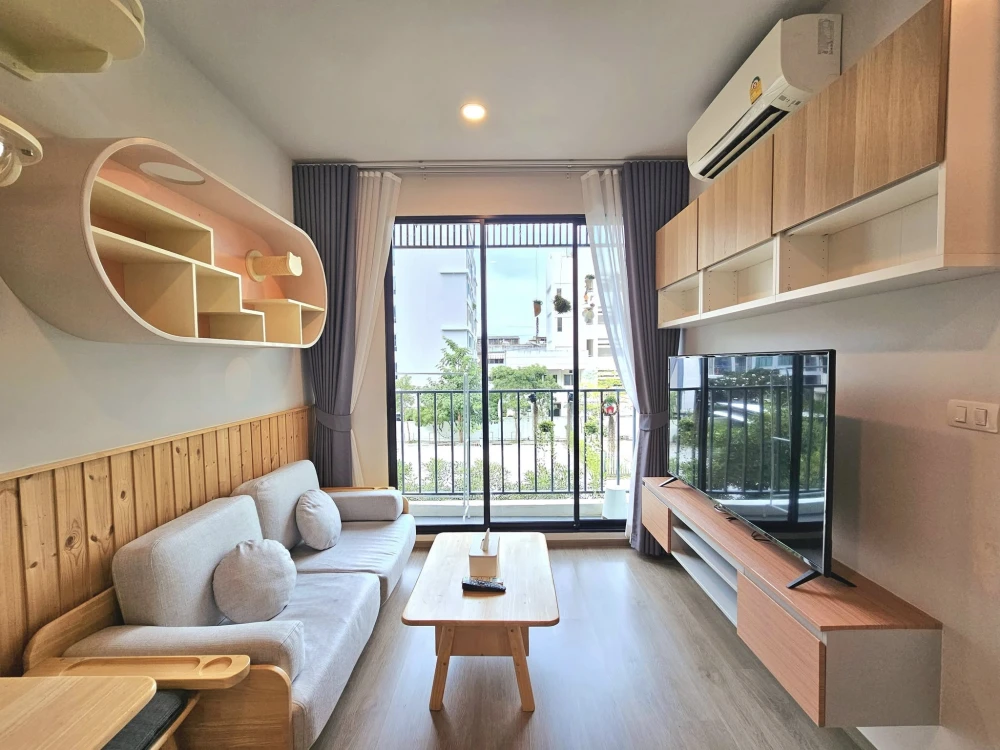 For rent: BRIXTON Pet&Play Sukhumvit 107, Building C, north-facing room, morning sun, decorated in a minimalist style, perfect for raising pets.