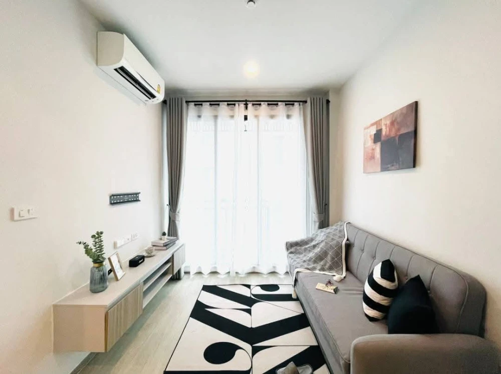 Brompton Sukhumvit 107 condo for rent. Nicely decorated unit, fully furnished with appliances. Just bring your suitcase and move in!