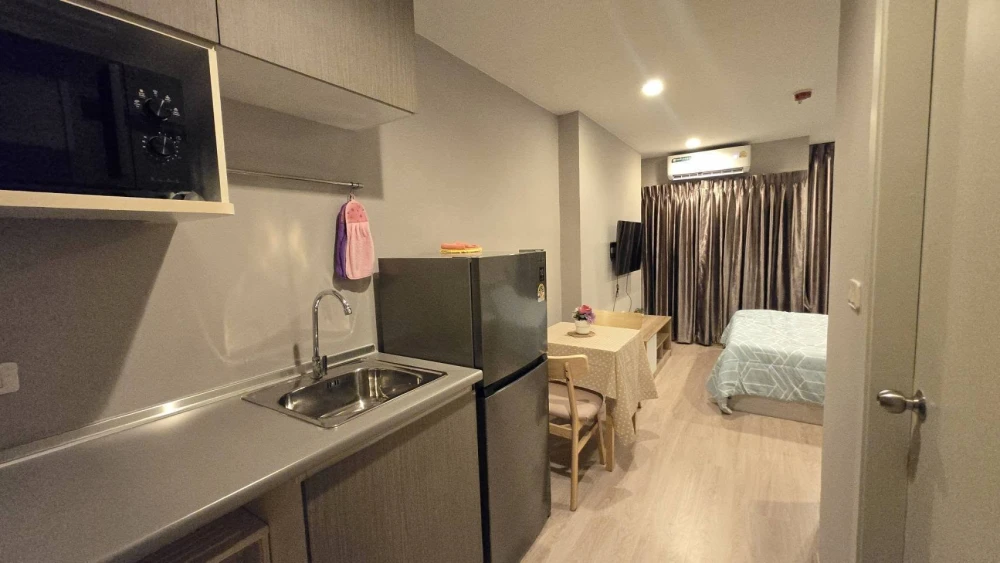 For rent: Casa Condo Bangyai, 15th floor, fully furnished, ready to move in. Interested? Reserve now!