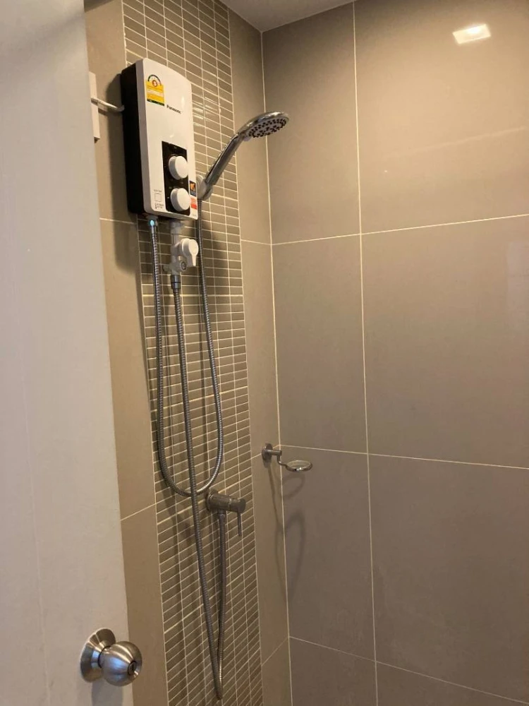 Casa Condo Bangyai for rent, high floor unit, fully furnished, affordable price. Book now!