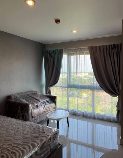 For rent: Casa France @ Abac Bangna, 5th floor, fully furnished room, nice to live in, hurry and book now, don't miss out.