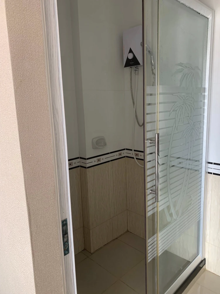 For rent: CC Condominium 2, 1 bedroom, 1 bathroom, fully furnished, just bring your bags and move in!