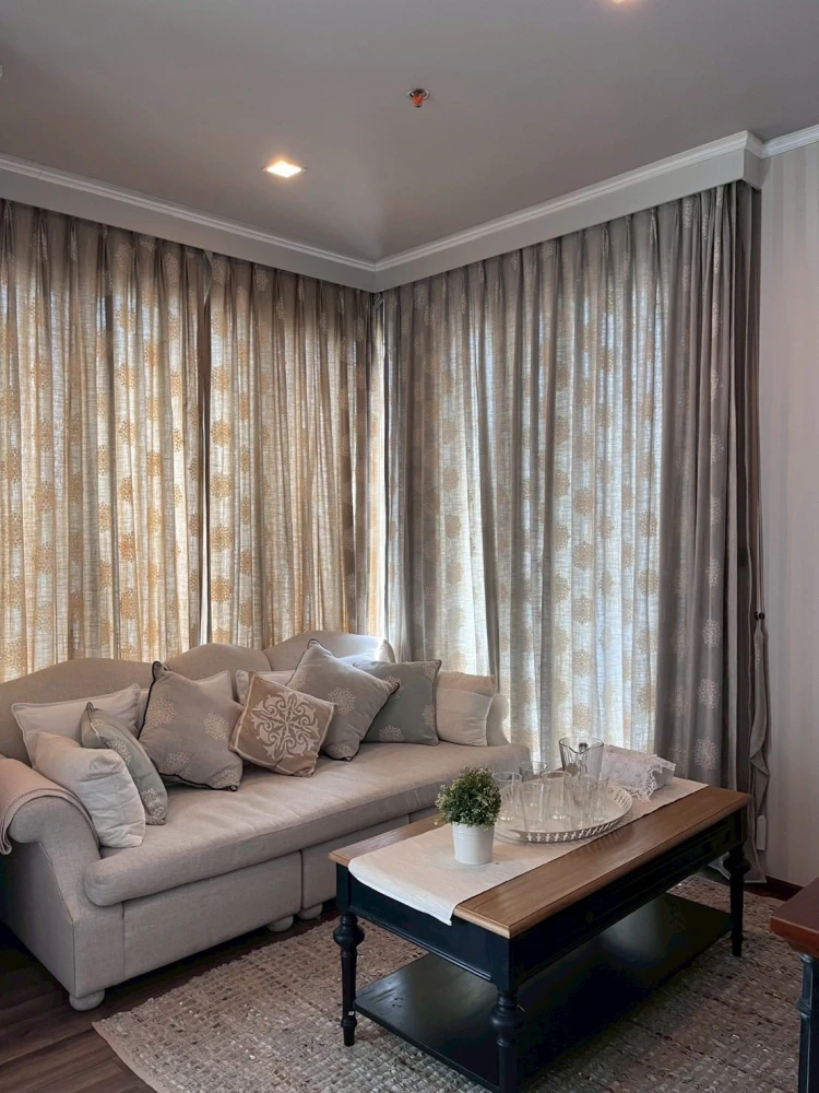 For rent: Ceil By Sansiri (Ekamai), corner room, not crowded, good location, lots of usable space, fully furnished, hurry and reserve now!