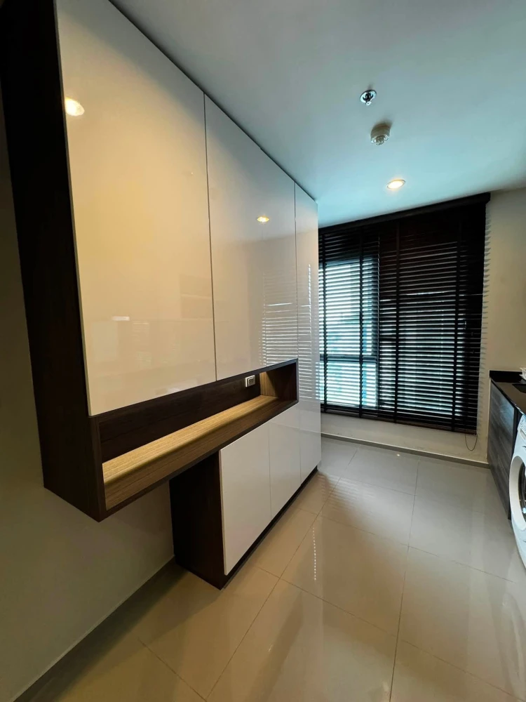 For rent: Centric Ari Station, 26th floor, separate private unit, fully furnished. Book now!