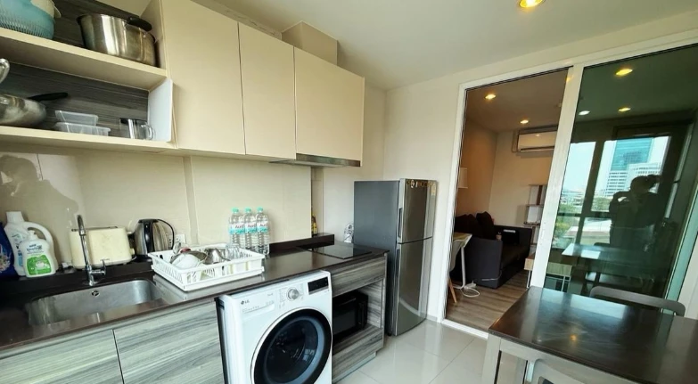 For rent: Centric Ari Station, 8th floor, fully furnished unit, very livable. Book now! Don't miss out!