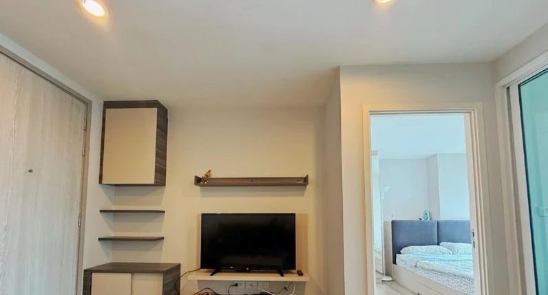 For rent: Centric Ari Station, 8th floor, fully furnished unit, very livable. Book now! Don't miss out!