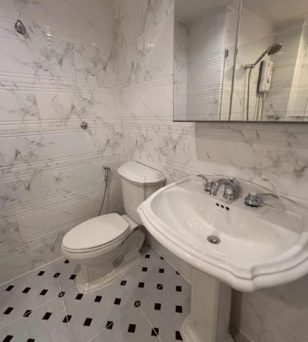 For rent: Centric Ari Station fully furnished apartment, ready to move in. Book now, don't wait!
