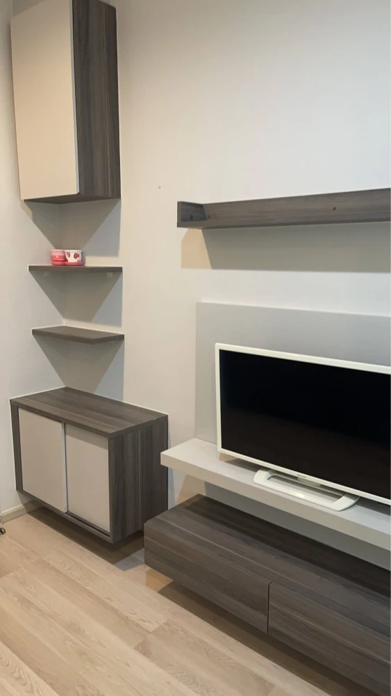 For rent: Centric Ratchada–Huai Khwang, 1 bedroom, 1 bathroom, fully furnished and equipped with appliances. Book now!