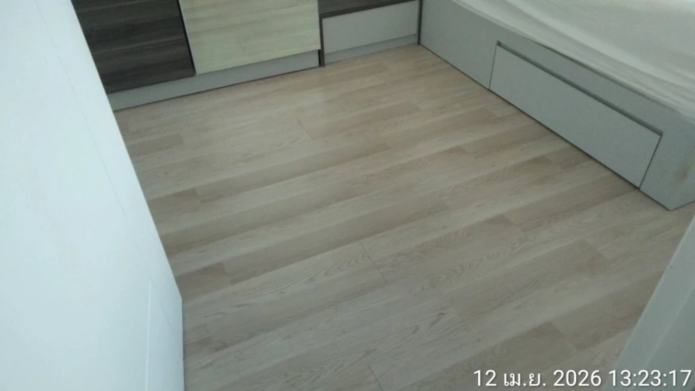 For rent: Centric Ratchada–Huai Khwang, ready to move in, fully furnished. Book now, don't miss out!