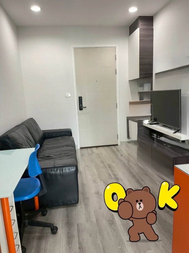 Spacious, fully furnished apartment for rent at Centric Sathorn St. Louis. Book now!!!
