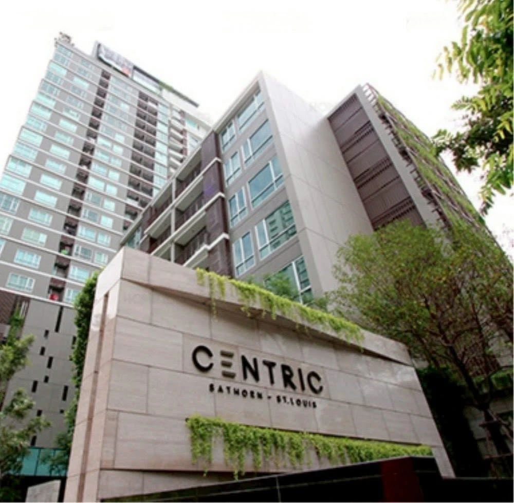 Spacious, fully furnished apartment for rent at Centric Sathorn St. Louis. Book now!!!