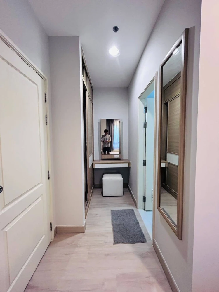 For rent: Centric Scene Ratcha Vipha, 17th floor. Nice, fully furnished unit. Interested? Check it out!