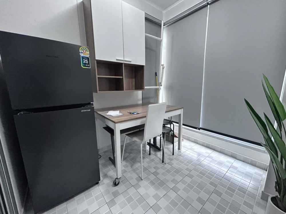 For rent: Centric Scene Ratcha Vipha, 17th floor. Nice, fully furnished unit. Interested? Check it out!