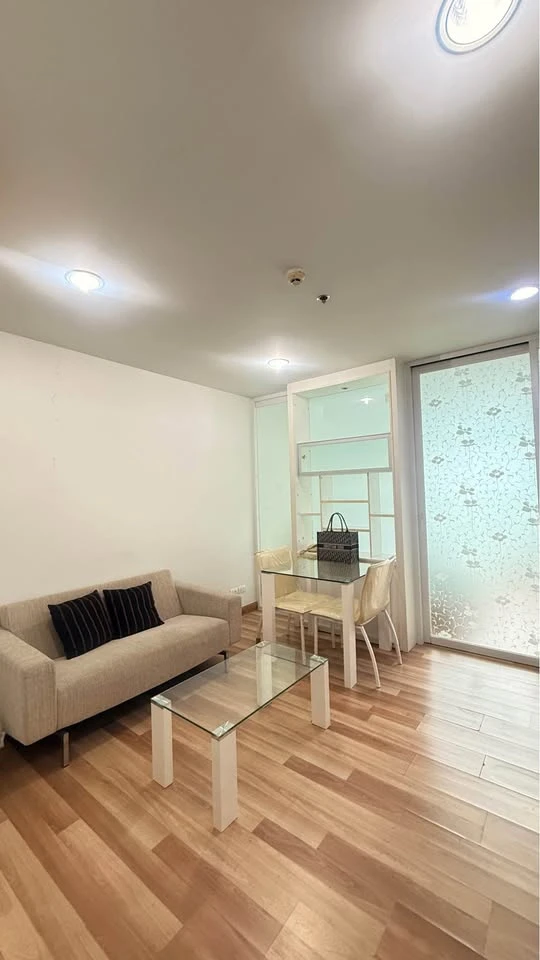For rent: Centric Scene Sukhumvit 64, 16th floor, fully furnished, ready to move in, with built-in furniture, must reserve.