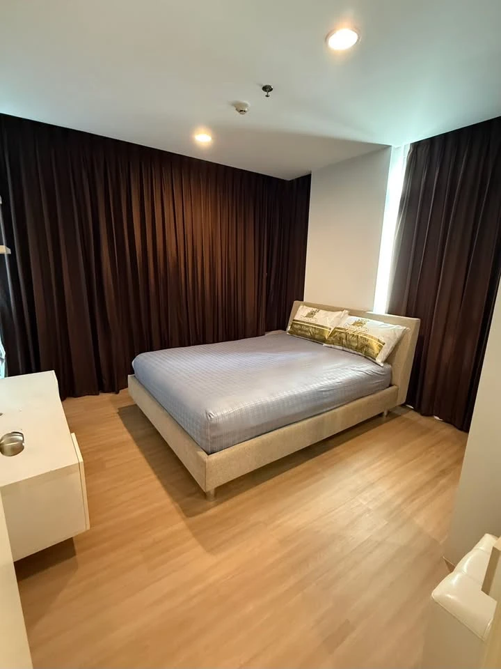 For rent: Centric Scene Sukhumvit 64, north-facing unit with spacious living area, great location, and beautiful view. Don't miss out!