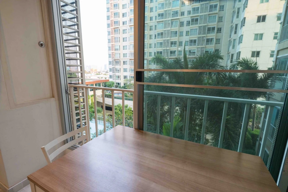 Centric Scene Ratchavipha for rent, spacious room, lots of usable space, complete with amenities. Come reserve today.