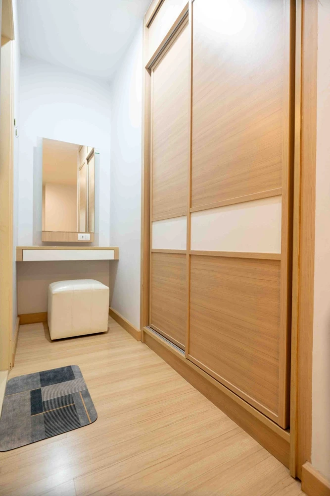 Centric Scene Ratchavipha for rent, spacious room, lots of usable space, complete with amenities. Come reserve today.