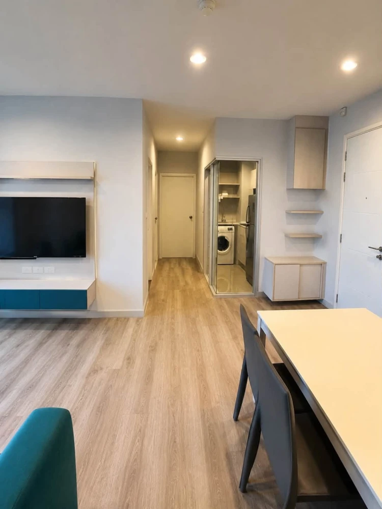 For rent: Centric Sea, 2 bedrooms, spacious living area, prime location, stunning unblocked views. Don't miss out!