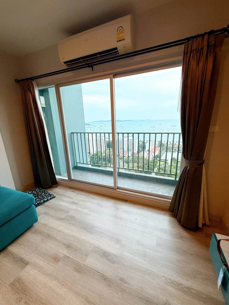 For rent: Centric Sea, 2 bedrooms, spacious living area, prime location, stunning unblocked views. Don't miss out!