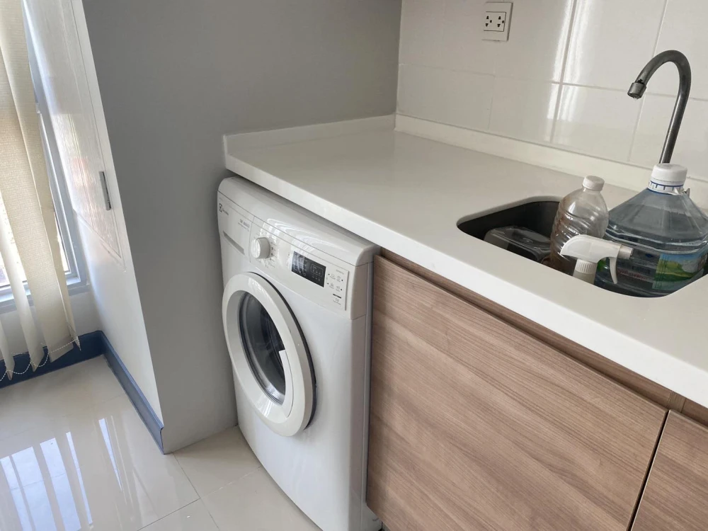For rent: Centric Tiwanon Station, 16th floor, fully furnished, ready to move in, reserve now, hurry!