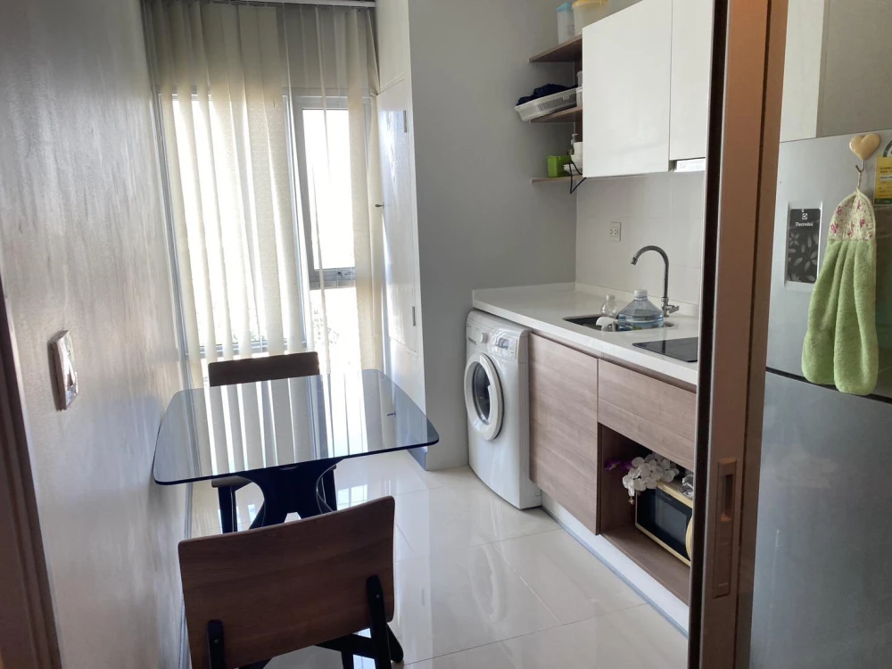 For rent: Centric Tiwanon Station, 16th floor, fully furnished, ready to move in, reserve now, hurry!