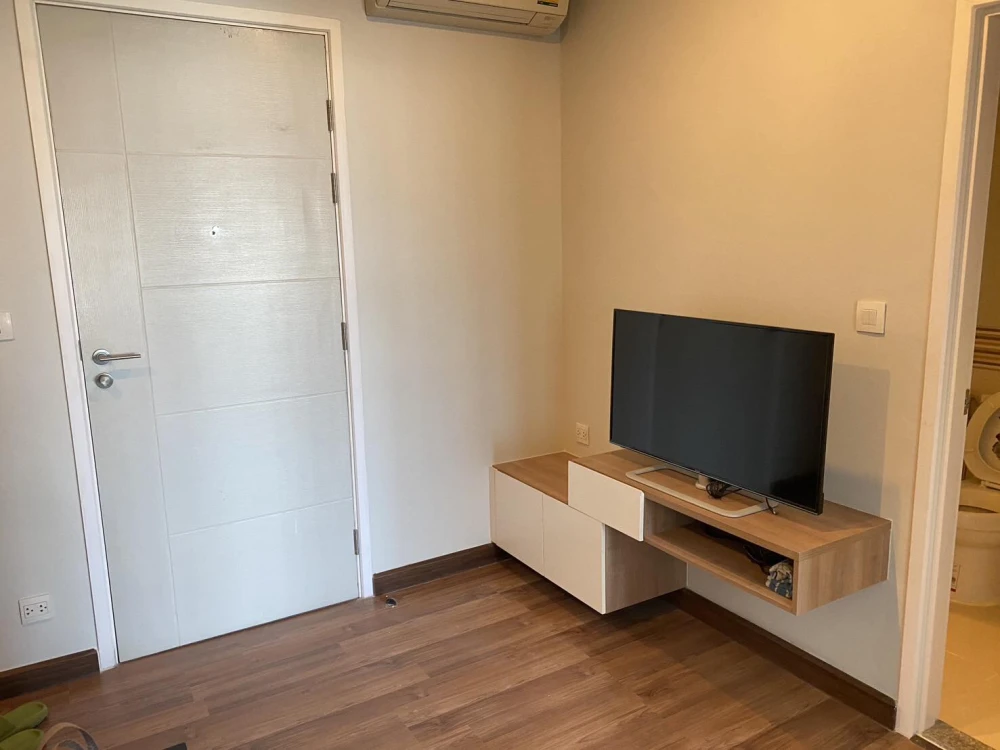 For rent: Centric Tiwanon Station, 16th floor, fully furnished, ready to move in, reserve now, hurry!