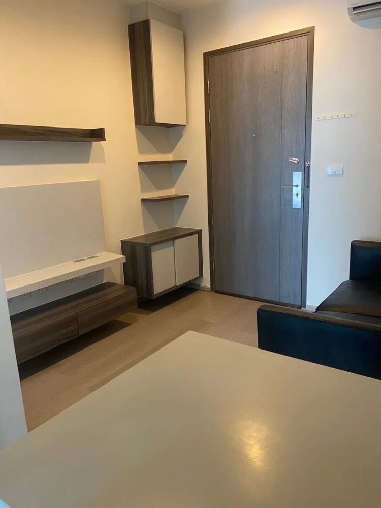 Centric Ratchada-Huai Khwang for rent, 6th floor, fully furnished and equipped with appliances, ready to move in.