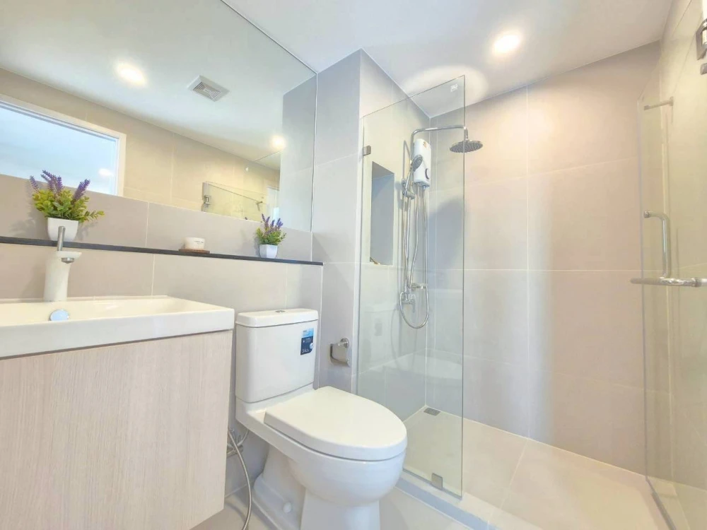 For rent: Cerocco Bangna 36, ​​1 bedroom, 1 bathroom, fully furnished, great location. You can't miss this!