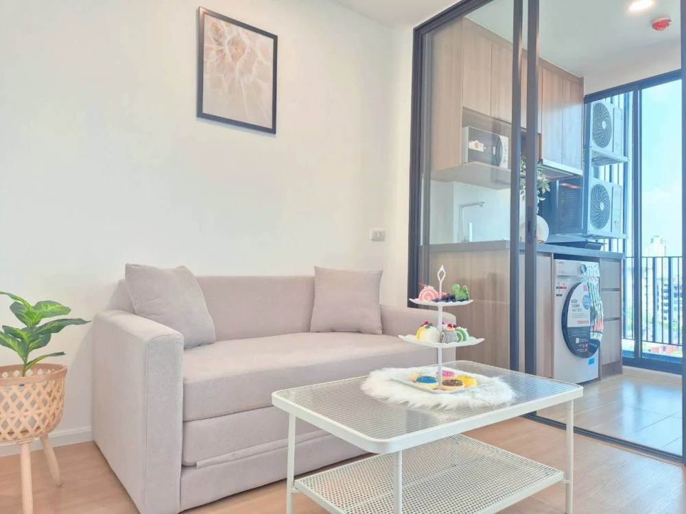 For rent: Cerocco Bangna 36, ​​1 bedroom, 1 bathroom, fully furnished, great location. You can't miss this!