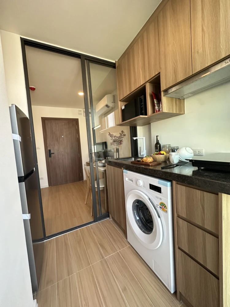 For rent: CEROCCO BANGNA 36 rooms, clearly separated, complete with electrical appliances. Don't miss it.