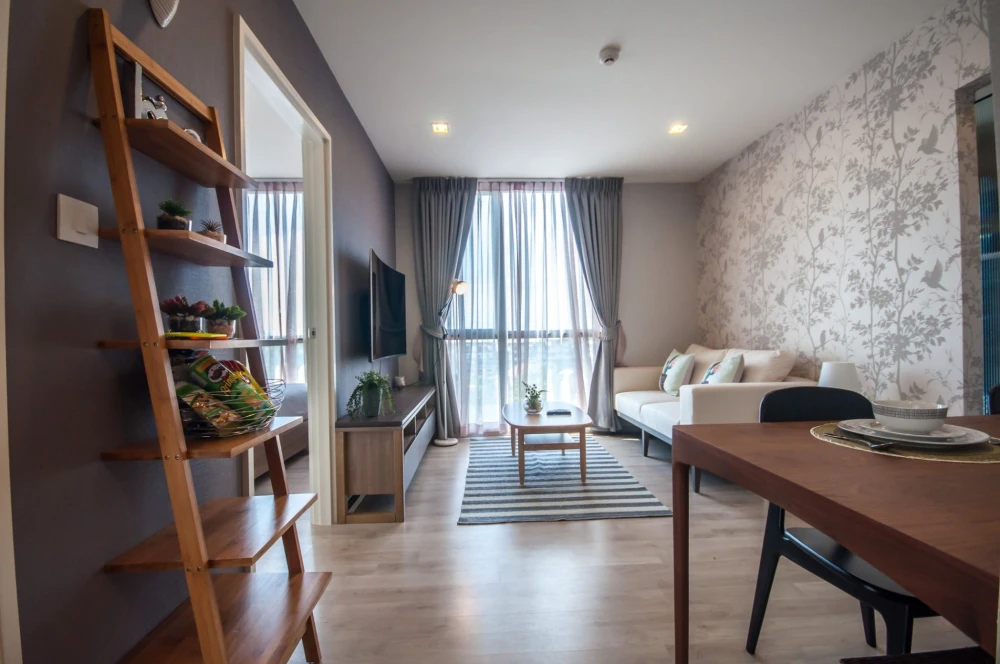 For rent: Chambers Chaan Ladprao-Wanghin, corner room, not crowded, lots of usable space, nice wallpaper, reserve now!