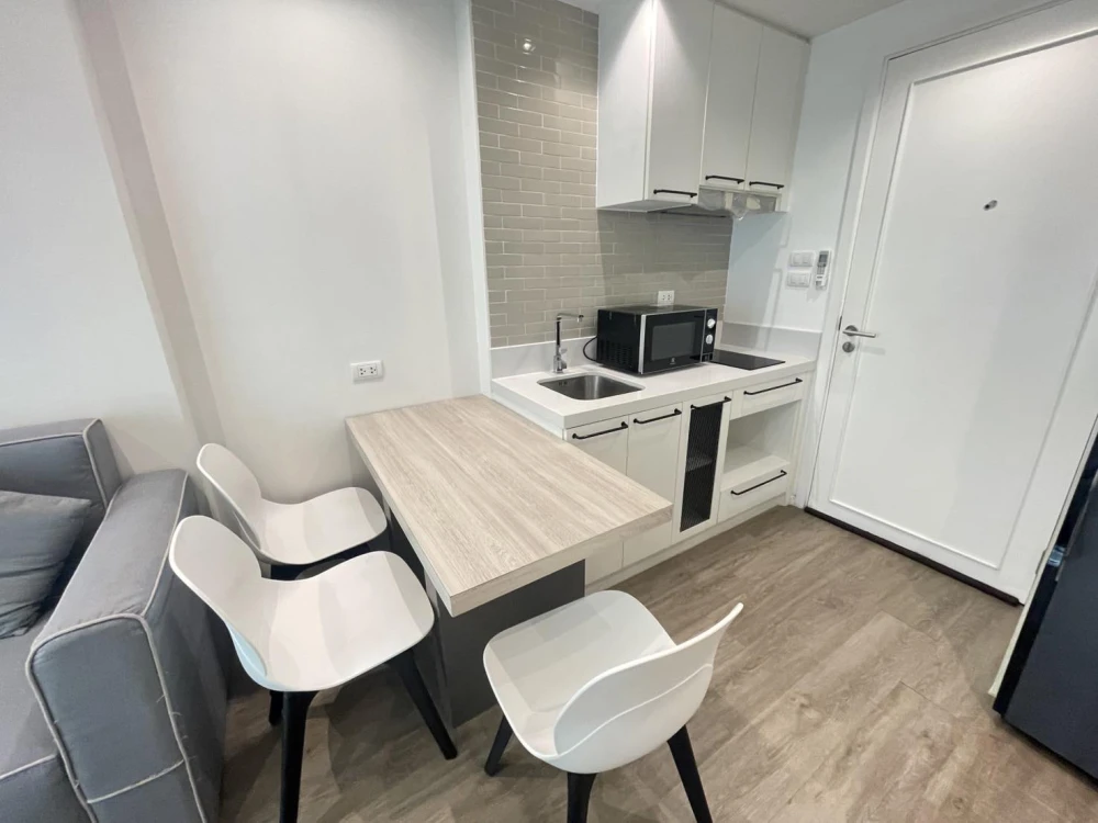 For rent: Chambery Sriracha - Laemchabang, 1 bedroom, 1 bathroom, fully furnished, just bring your bags and move in!