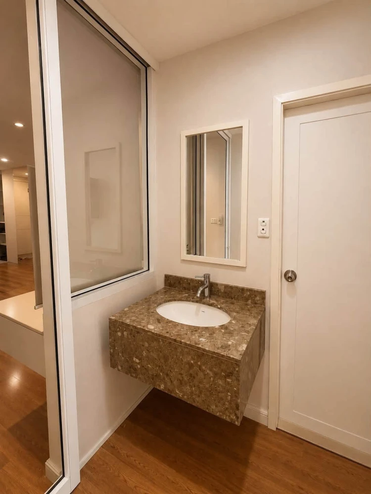 ให้เช่า Chamchuri Square Residence ห้องกว้างพื้นที่ใช้สอยเยอะ บิวท์อินเฟอร์นิเจอร์อย่างดี จองด่วน