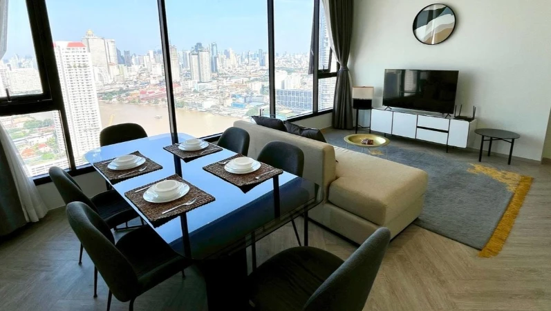 For rent: Chapter Charoennakhon-Riverside, 37th floor. Beautiful, fully furnished unit. Book now!