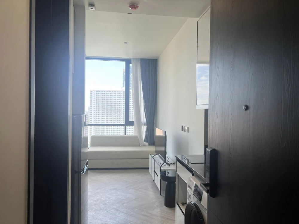 Chapter Charoennakhon-Riverside Studio for rent, fully furnished, great location, beautiful view from high floor, reserve now!