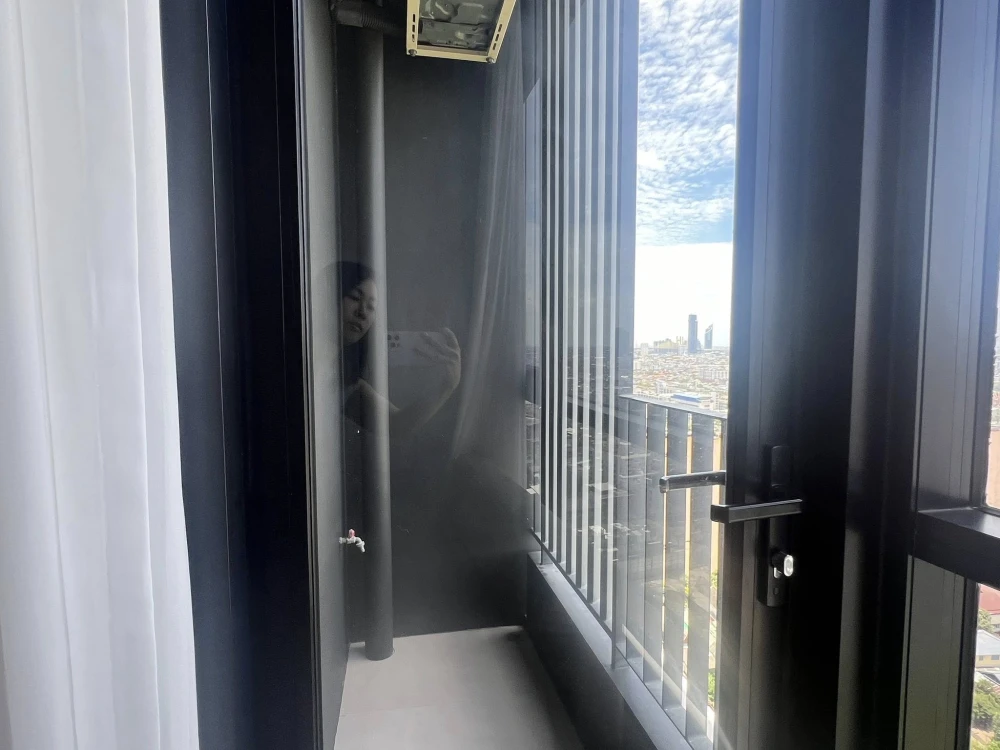 Chapter Charoennakhon-Riverside Studio for rent, fully furnished, great location, beautiful view from high floor, reserve now!