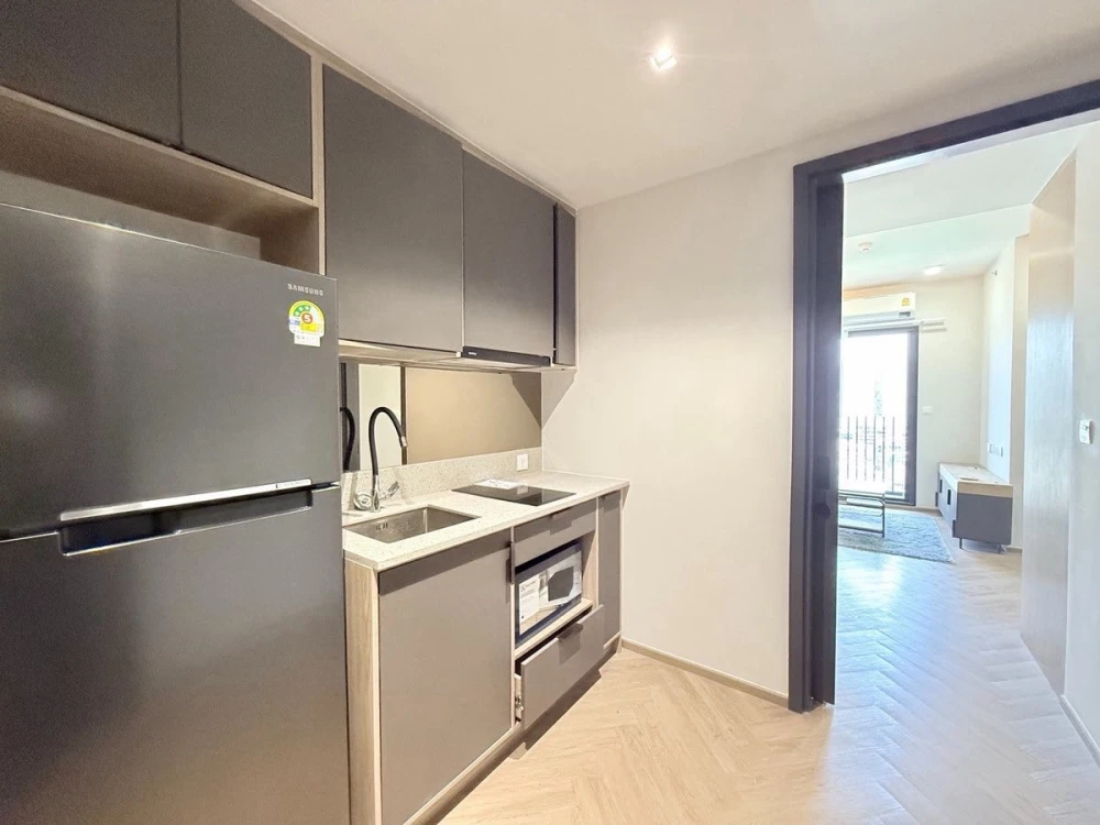 For rent at Chapter Chula-Samyan. Spacious and comfortable rooms available. Book now! Don't miss this opportunity.