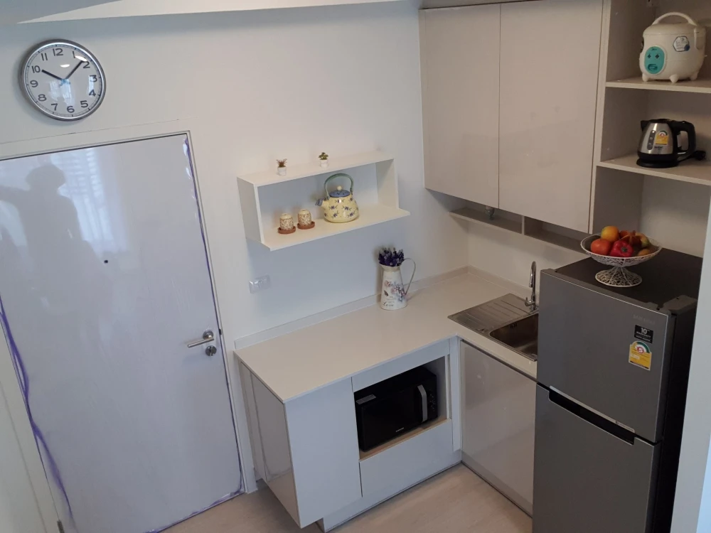 For rent: Chapter One Eco Ratchada-Huai Khwang, 23rd floor, fully furnished room, ready to move in. Interested? Hurry and book now.
